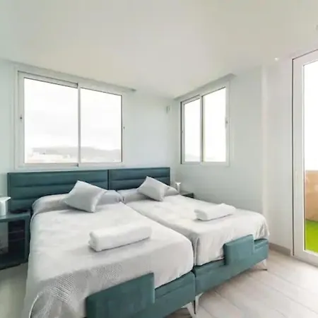 Moderno Atico En Primera Linea De Las Canteras. Apartment Las Palmas de Gran Canaria